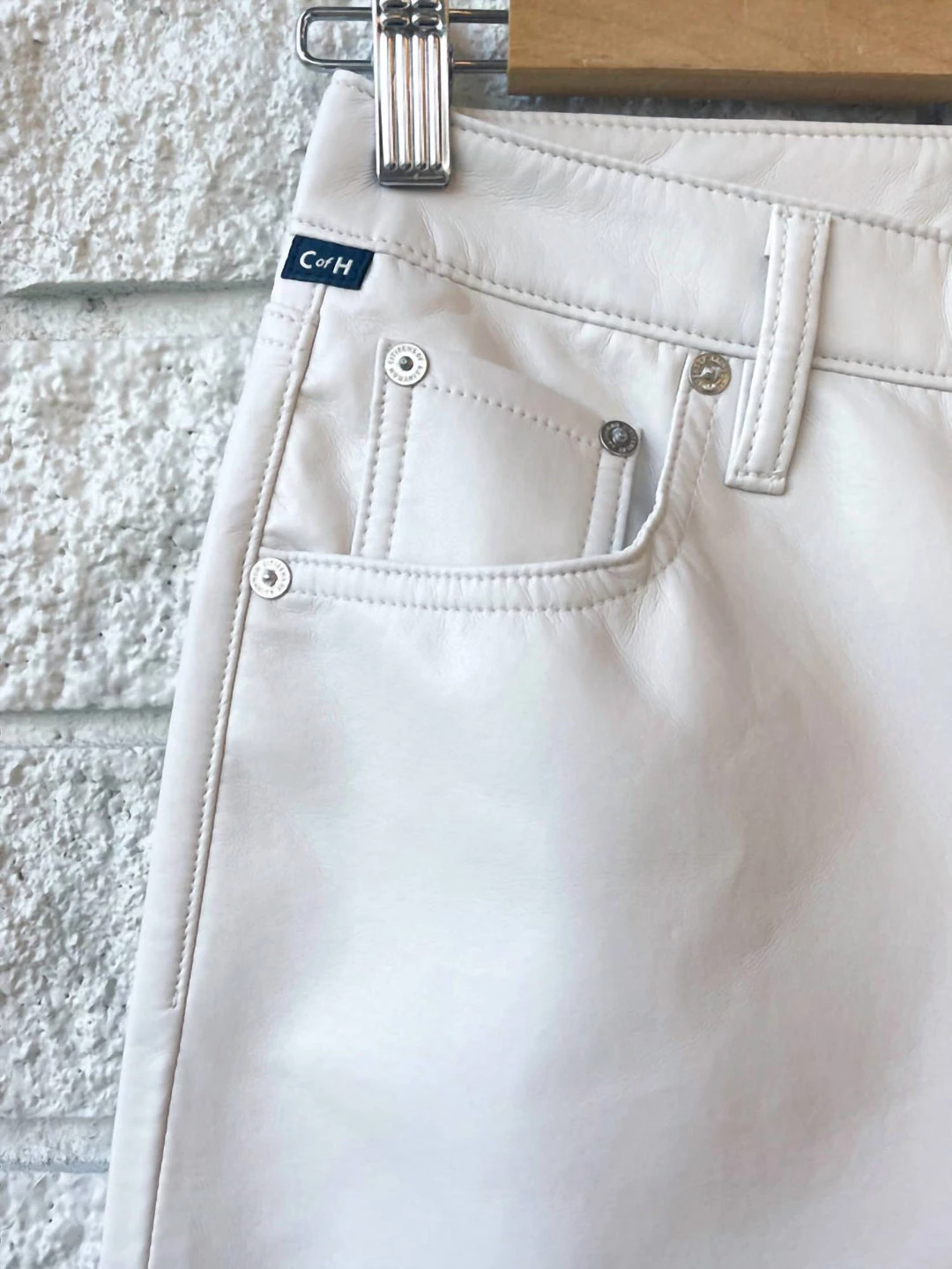 Wholesale 🔔 Citizens Of Humanity 👩 women Isola Cropped Boot In Recycled Leather Pants in Frosting 💯 5 Wholesale 🔔 Citizens Of Humanity 👩 women Isola Cropped Boot In Recycled Leather Pants in Frosting 💯 - Image 3