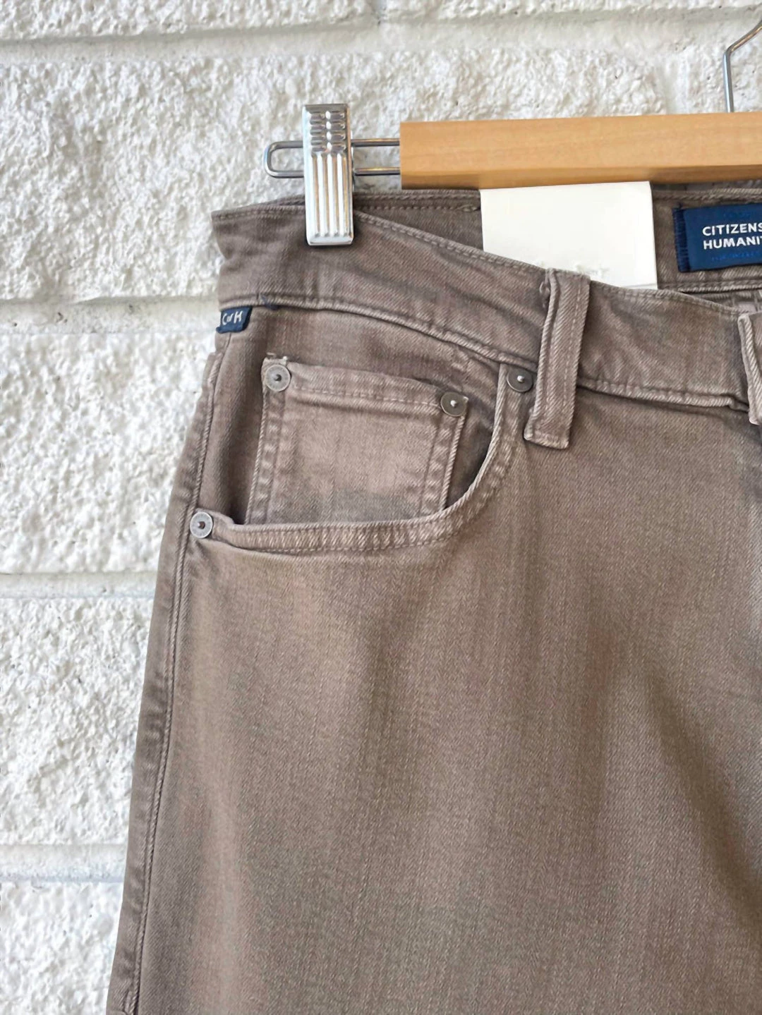 Deals π Citizens Of Humanity Men'S Gage Classic Straight 4 Way Stretch Twill Pant in Froth π 5 Deals π Citizens Of Humanity Men'S Gage Classic Straight 4 Way Stretch Twill Pant in Froth π - Image 3