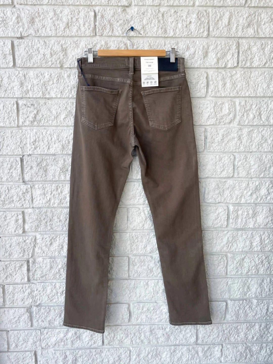 Deals π Citizens Of Humanity Men'S Gage Classic Straight 4 Way Stretch Twill Pant in Froth π 4 Deals π Citizens Of Humanity Men'S Gage Classic Straight 4 Way Stretch Twill Pant in Froth π - Image 2